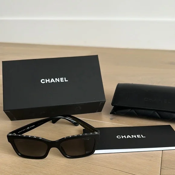 CHANEL | Accessories | Chanel Black Rectangular Sunglasses  display picture 1